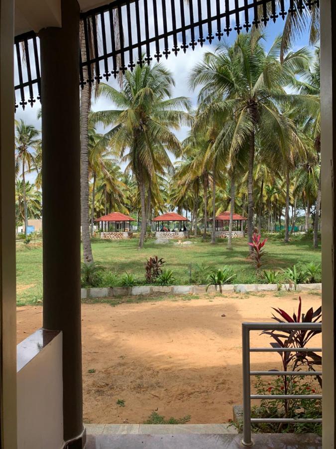 Thumbe Goodu Resort Yadiyur Екстериор снимка